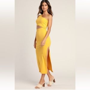 Yellow lulus dress
